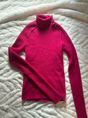 Universal Thread - ribbed long sleeve top